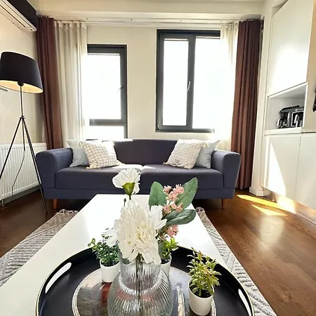 Relaxing 1br 2ba Apt W/free Wi-fi, Ac & Washer アパート