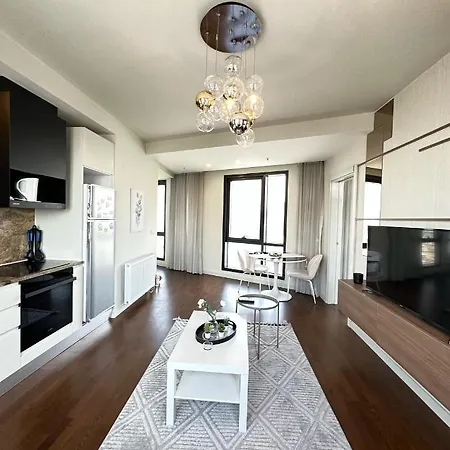 Relaxing 1br 2ba Apt W/free Wi-fi, Ac & Washer アパート